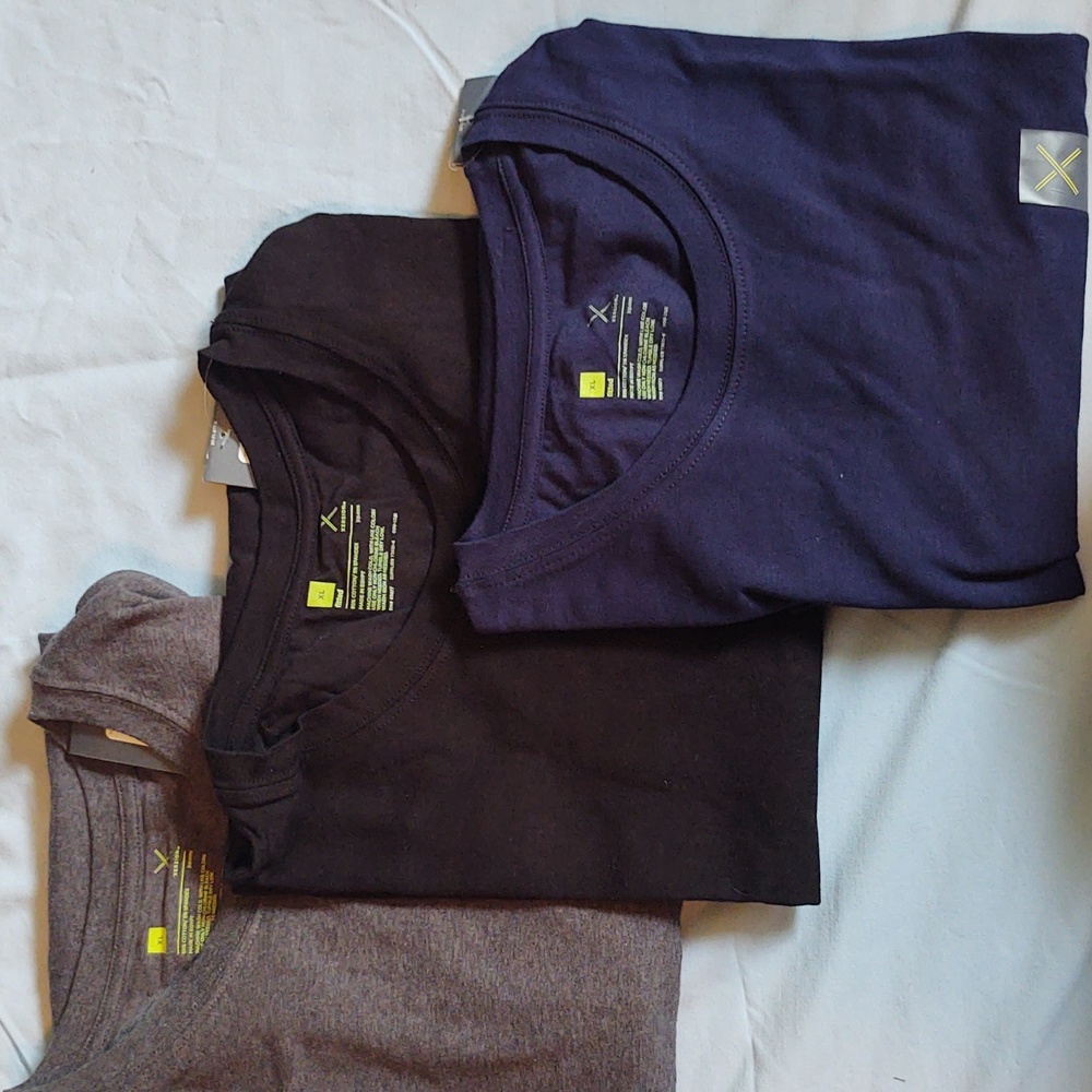 3 Men's Short Sleeve Shirts (XL)